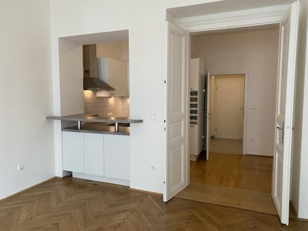 Schöne City Altbauwohnung!- kurze Wege! - Foto 2