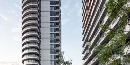 1 Bedroom (Seraphine III) - 3405 Boul Le Carrefour, Laval - Photo 3