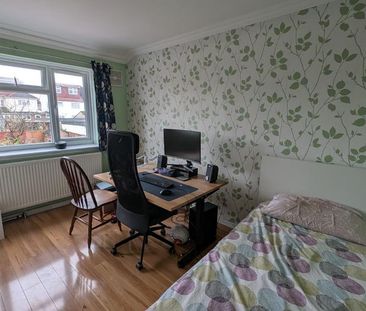 4 bedroom terraced house to rent - Photo 1