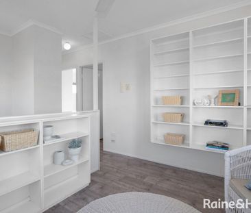 Convenience & Quiet Living - Photo 1