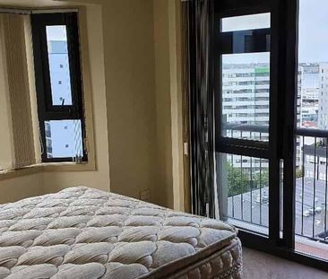 Apartment with city view - Photo 3