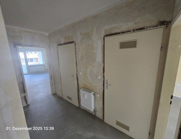 Ab sofort!!! Zum selber renovieren: günstige 2-Zi.-Wohnung (WBS) - Photo 1