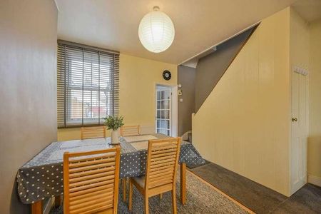 Station Road, Forest Gate, E7 - Photo 3