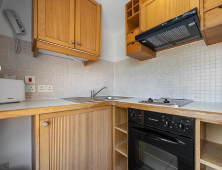 North Gower Street, NW1, London - Photo 5