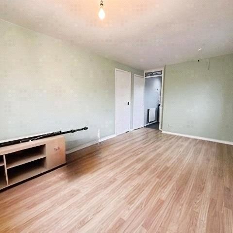 Vicarage Way, Colnbrook, Slough, Berkshire, SL3 0RE - Photo 1