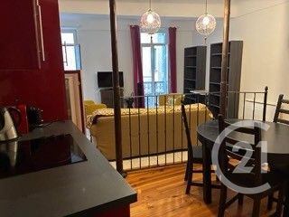 Location Appartement 4 pièces 88m² NICE 06300 - Photo 3