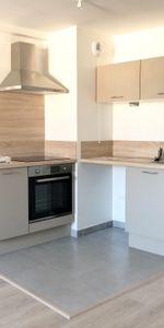 COMPIEGNE COMPIEGNE - TYPE 2 AVEC PARKING - Photo 3