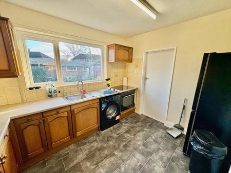 Kinsale Walk, NG11, Property for rent - Photo 4