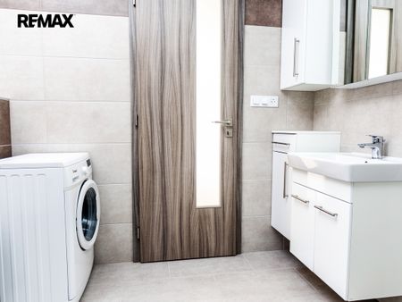 Pronájem bytu 2+kk v osobním vlastnictví 47 m², Pardubice - Photo 4