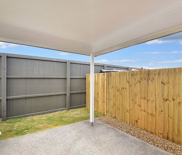 40 Wood Crescent, Baringa! - Photo 1