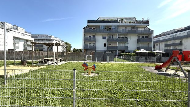 Günstige Neubauwohnung mit MEGA-SÜD-BALKON (11,77m²) nahe Akademiepark - Foto 1