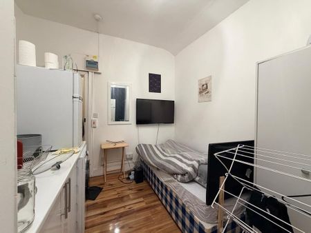 Studio to rent - Photo 5