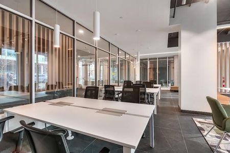 2350 Saint-Patrick, Montréal, QC - Photo 4