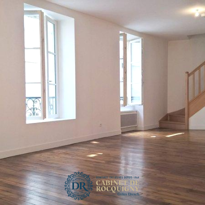 Location Maison 5 pièces 104m² ORLEANS 45000 - Photo 1