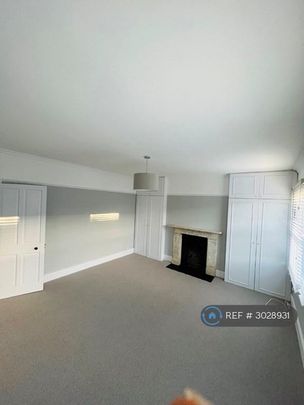 3 bedroom maisonette to rent - Photo 1