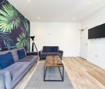 4 bedroom house to rent - Photo 2