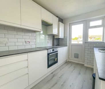 Kestrel Close, East Wittering - Photo 5