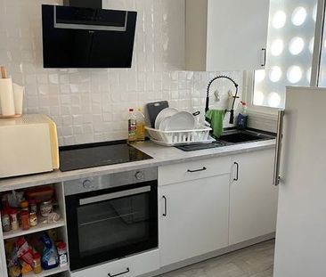 Avenida de Carlos Haya, Málaga, Andalusia 29010 - Photo 5