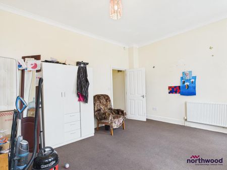 3 bedroom apartment to rent - Photo 5