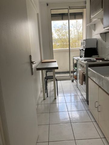 Appartement T2 A Louer - Lyon 7eme Arrondissement - 42.19 M2 - Photo 3