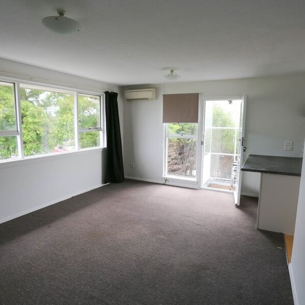 2 bedroom unit – UPSTAIRS - Photo 1
