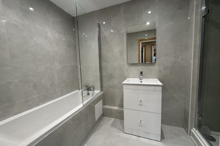 Selkirk Drive, Oakridge Park, MILTON KEYNES - Photo 5