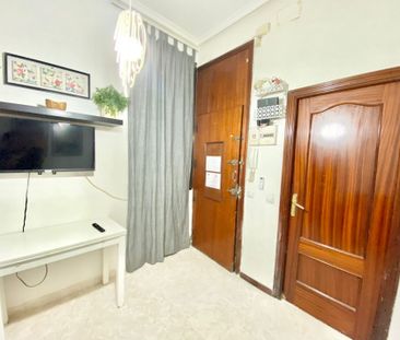 Piso de alquiler en Palacio - Photo 2