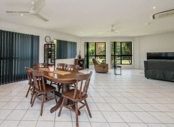 9 Carpentaria Close, Kirwan - Photo 1