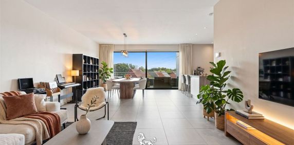 Appartement te huur in Deerlijk voor € 800 met 2 slaapkamers - foto 2
