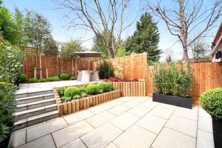 5 bedroom terraced house to rent - Photo 2