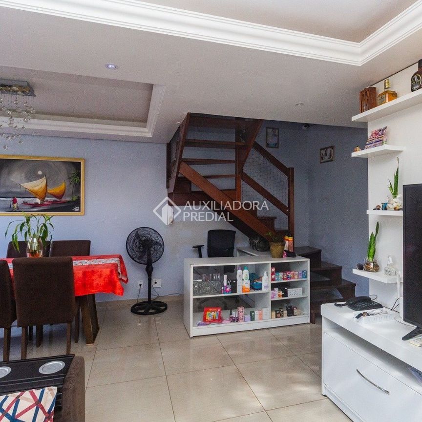 Casa em Condomínio com 3 quartos e 116m² para alugar em Parque Santa Fé, Porto Alegre. - Foto 1
