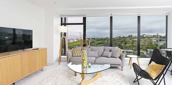 City Centre, 2 Bedroom, $750 per week - 704/8 Whitaker Pl - Photo 2