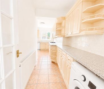 Chestnut Road, Enfield EN3, London - Photo 3
