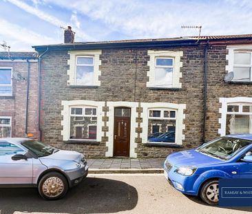 3 bedroom terraced house to rent - Photo 4