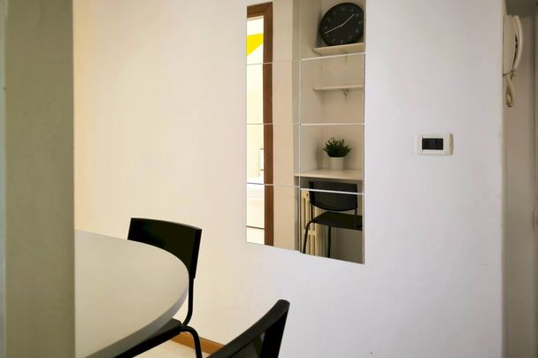 Wonderful individual room in Milan, few steps away from a Bocconi, IULM, NABA and Cattolica - Photo 1