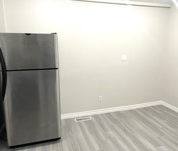 For Lease - 150 Tamblyn Road, Clarington, Ontario - Photo 4