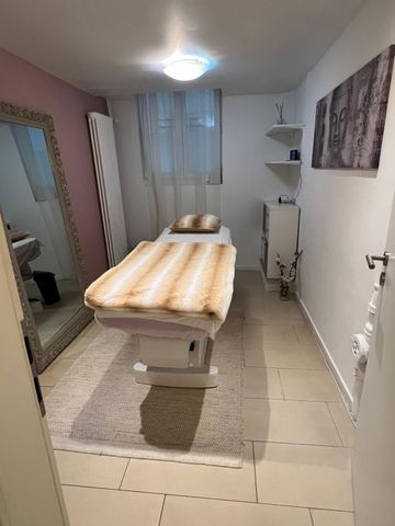 YOUR NEW WORKPLACE AS A SELF-EMPLOYED COSMETIC, MASSAGE, PHYSIO ETC. - Photo 4