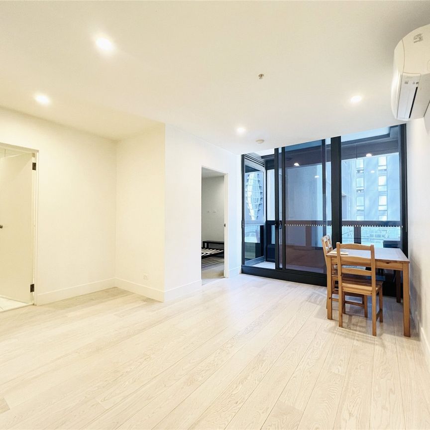 1207/500 Elizabeth Street - Photo 1