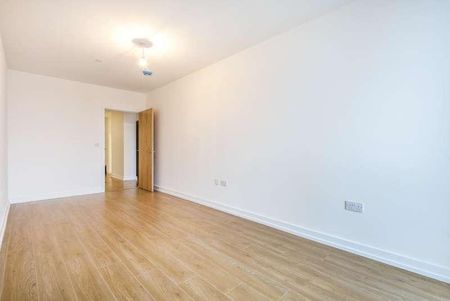 Royal Winchester House, Bracknell, RG12 - Photo 4