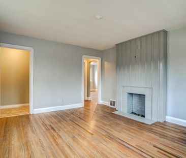 For Lease - 9 Thirty Eighth Street, Toronto, Ontario - Photo 3