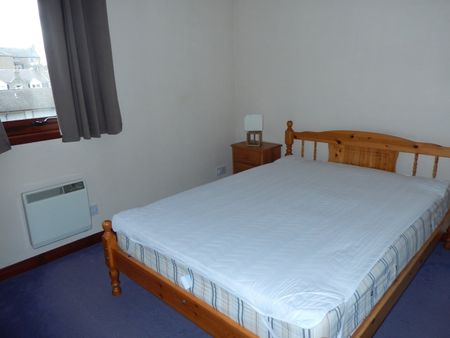 1 Bed Flat, Bloomfield Court, AB10 - Photo 3
