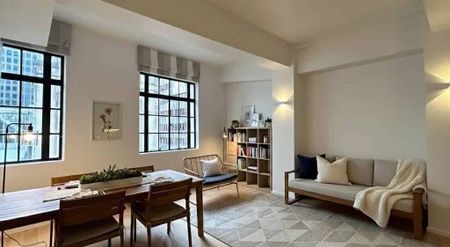 1 Bedroom, 1 Study in Soho Apartment on High S... - Photo 3