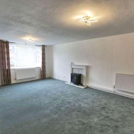 Woodsmoor Lane, Stockport, SK2 - Photo 1