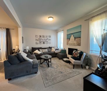 For Lease - 529 Honeylocust Avenue, Kanata, Ontario - Photo 3