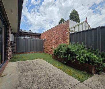 Light-Filled Contemporary Living in a Prime Preston Pocket - Photo 4