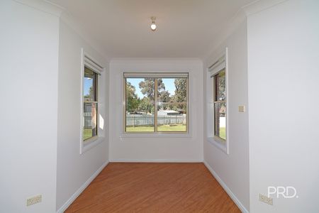 12 Canola Place, Estella NSW 2650 - Photo 2