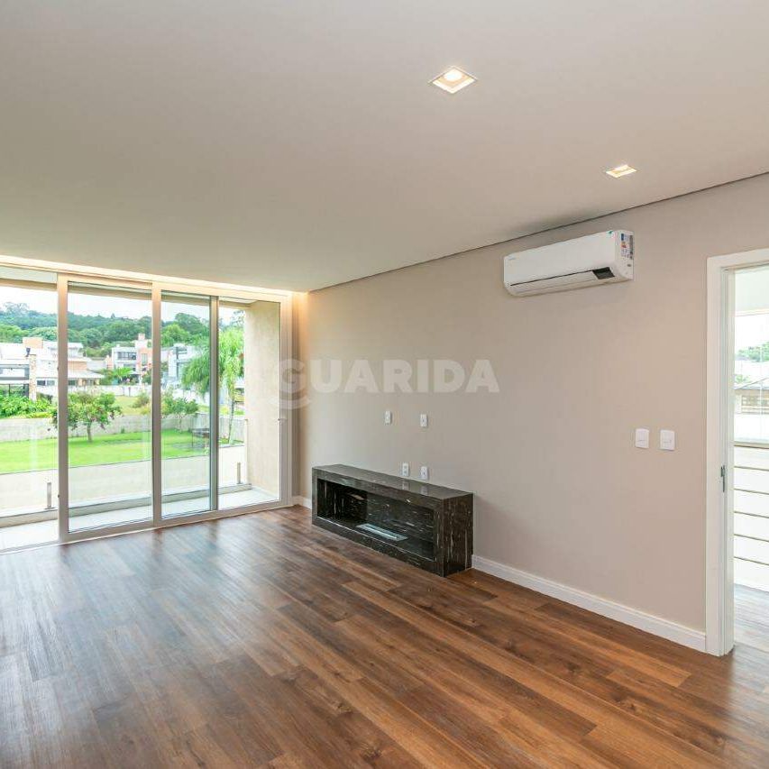 Casa de Alto Padrão com 4 Suítes, Piscina Privativa e Infraestrutura Completa - COD: 14949 - Foto 1