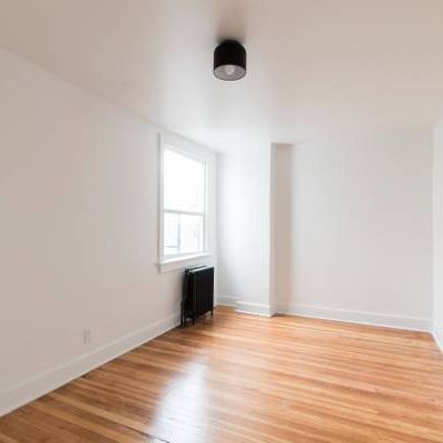 Bell Apartments: One Bedroom for Nov 1. Pet Friendly - Photo 1