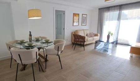Plaza Profesor Tamarit Olmos, Valencia, Valencian Community 46010 - Foto 4