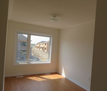 For Lease - 36 Valleybrook Road, Barrie, Ontario - Photo 6